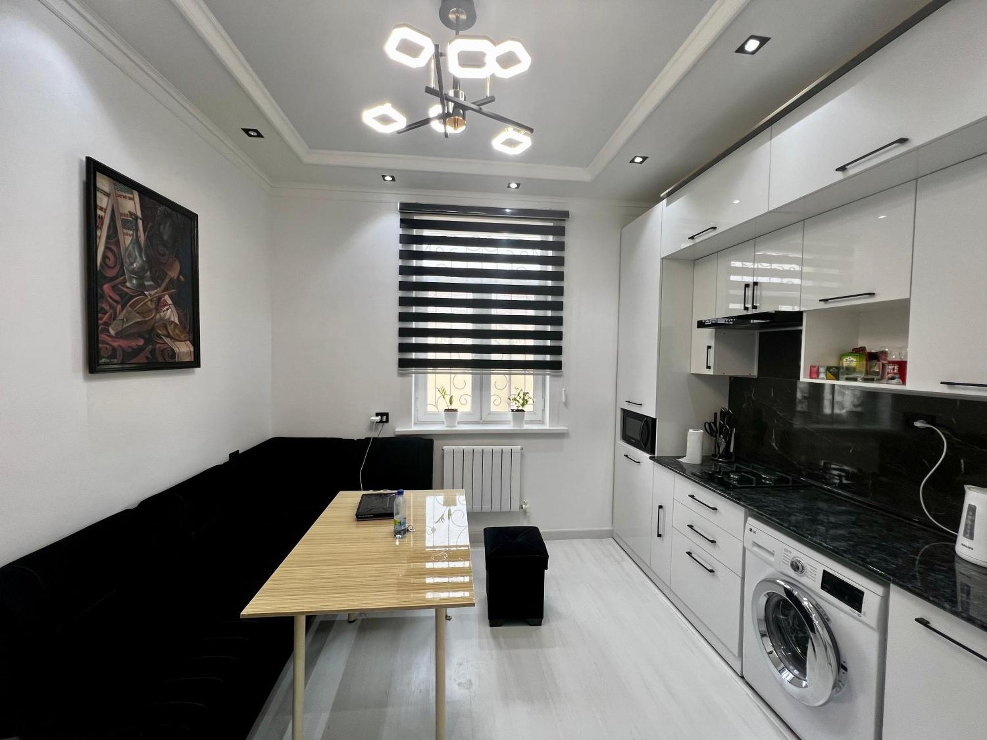 New Apartment Near The Savitsky Museum And Central Bazaar 누쿠스 외부 사진