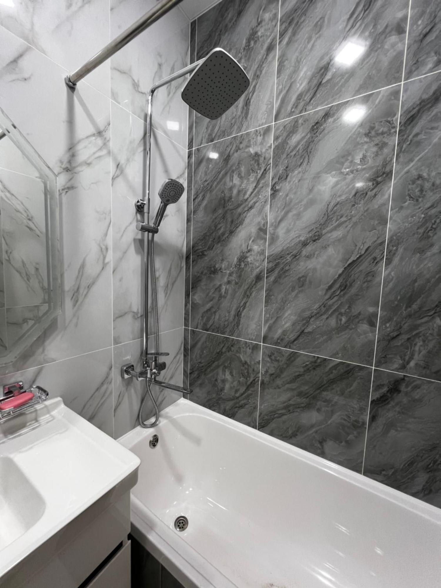 New Apartment Near The Savitsky Museum And Central Bazaar 누쿠스 외부 사진